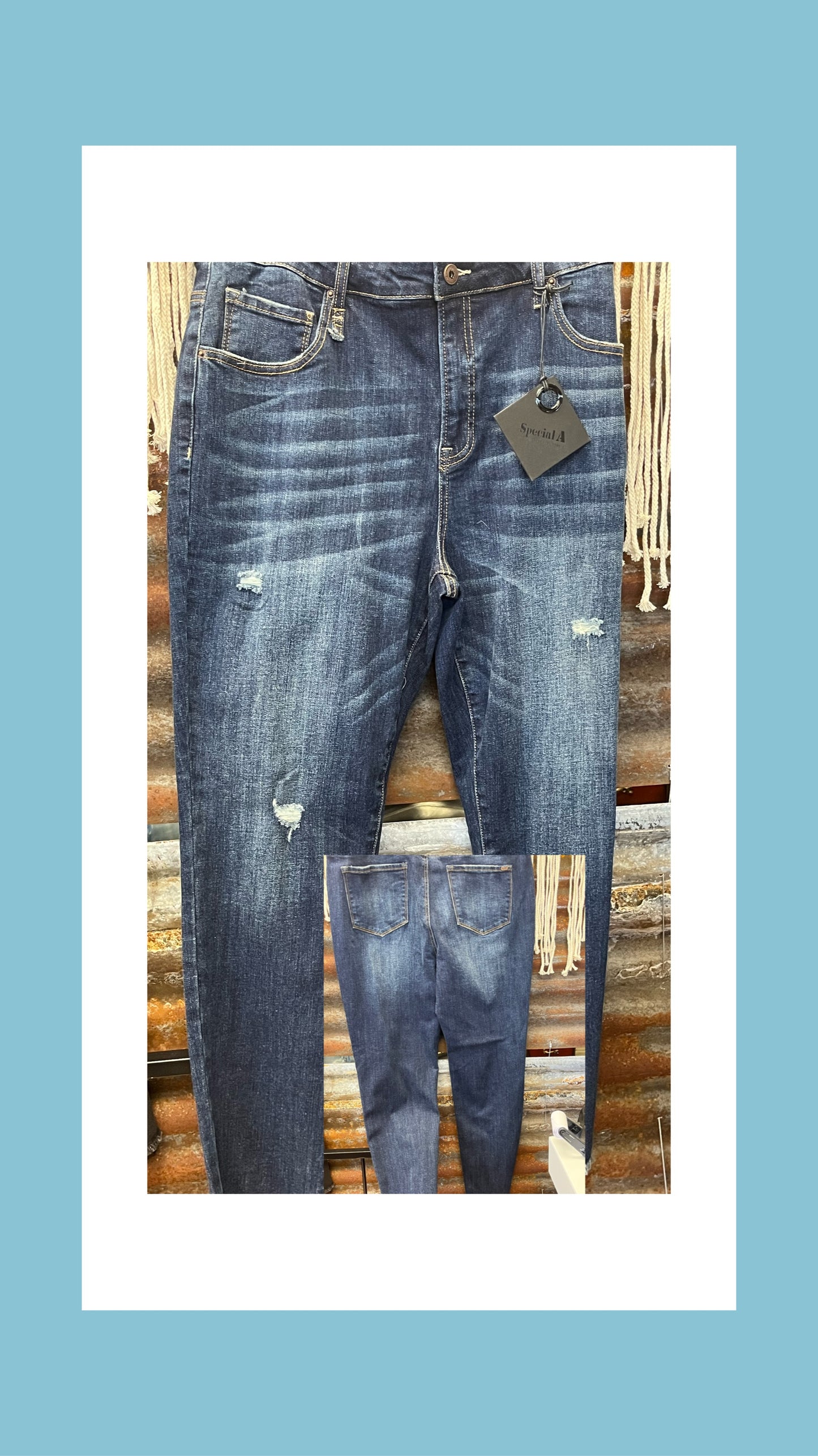 Plus distressed special a jeans