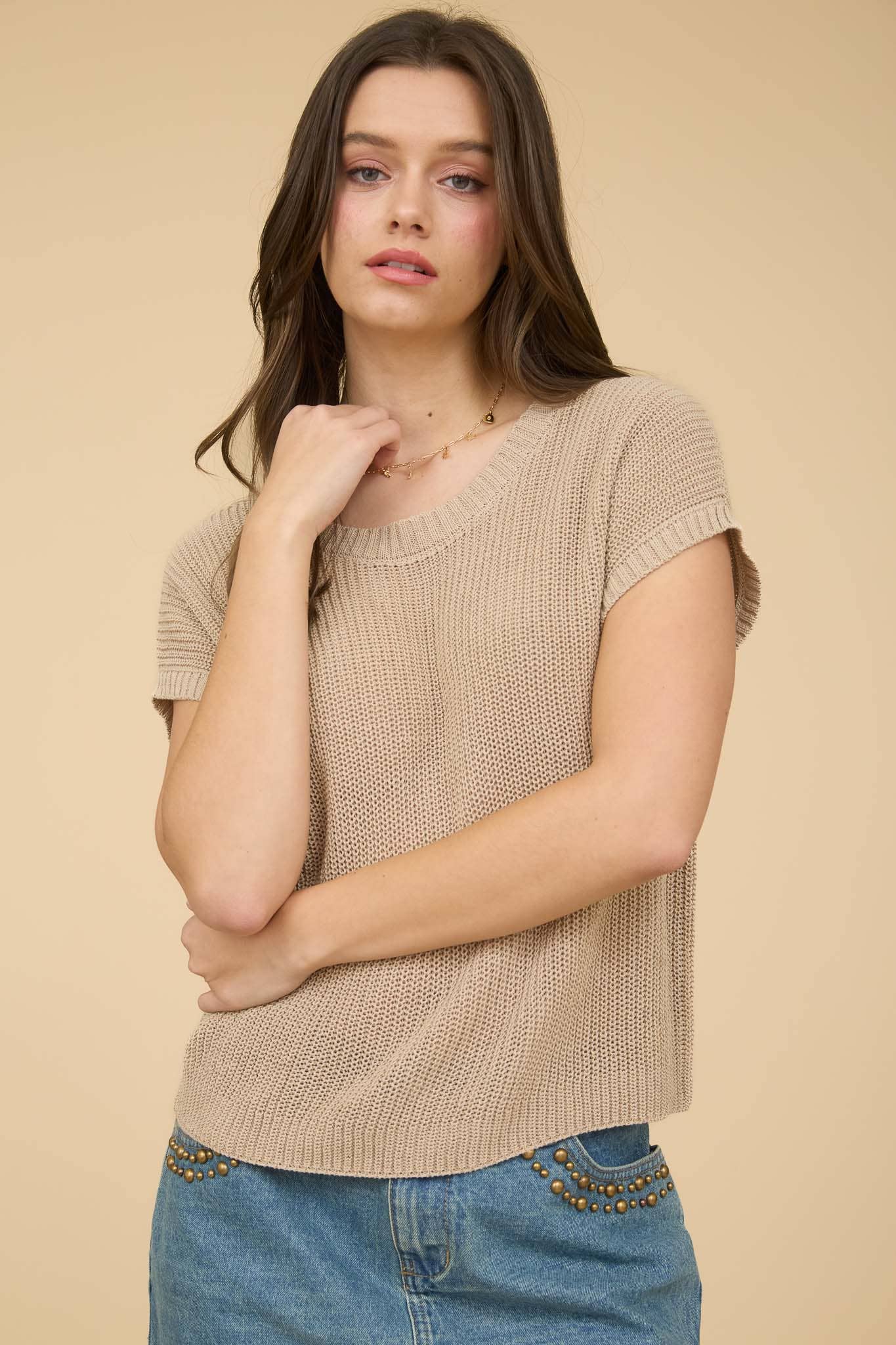 CREW NECK SHORT SLEEVE CROCHET KNIT PULLOVER: TAUPE