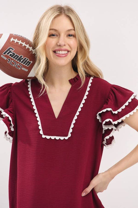 Game day scallop trim top