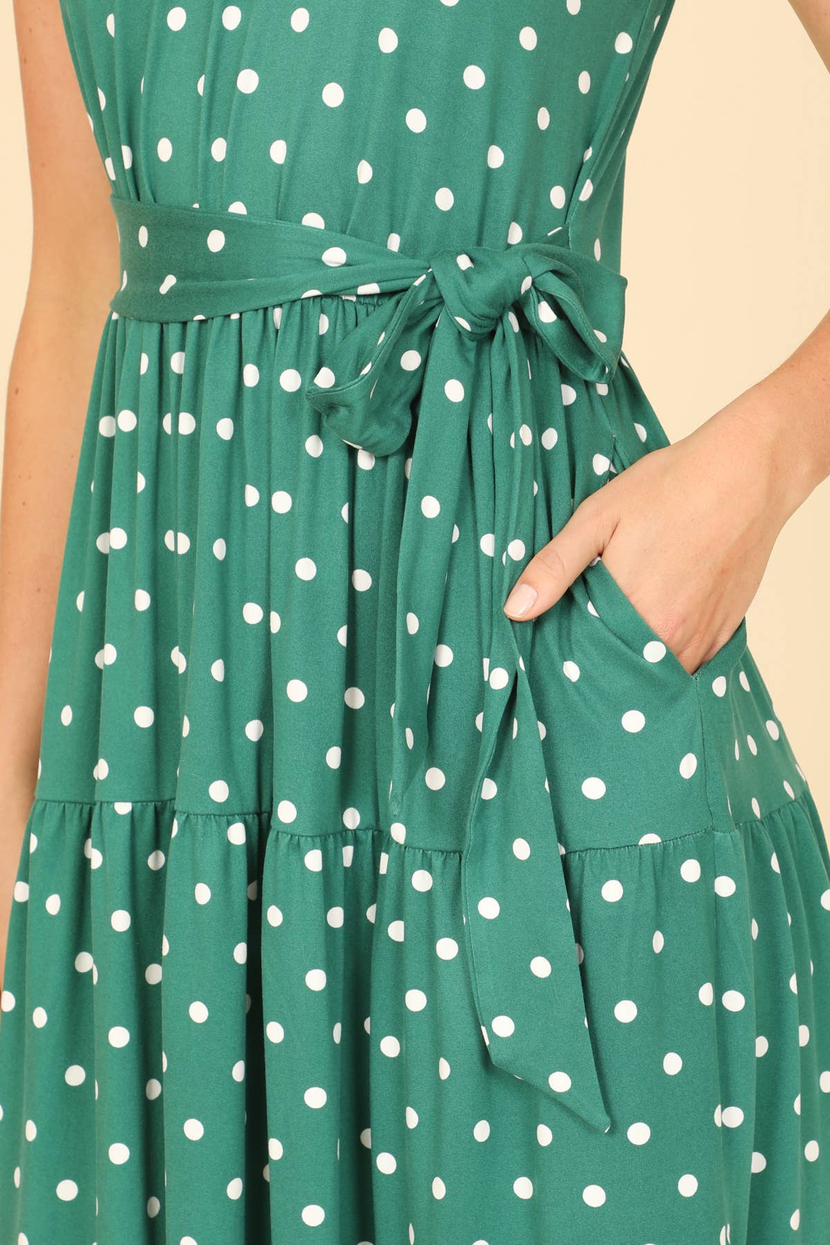 HIGH NECK HALTER WAIST TIE TIERED MIDI 👗