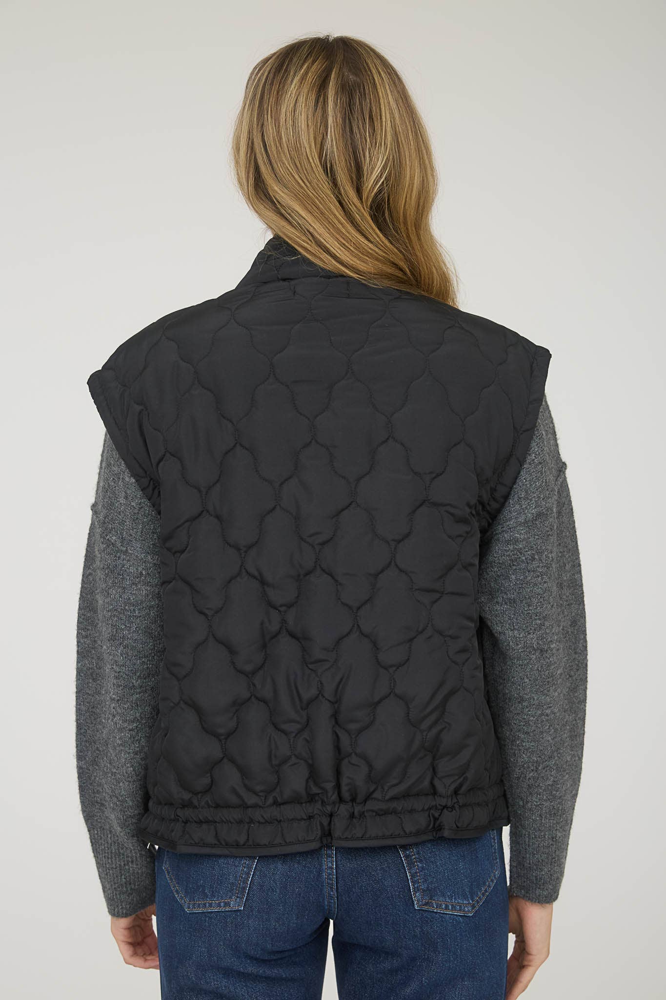 TIE DETAIL SNAP BUTTON DOWN QUILTED PUFFER VEST