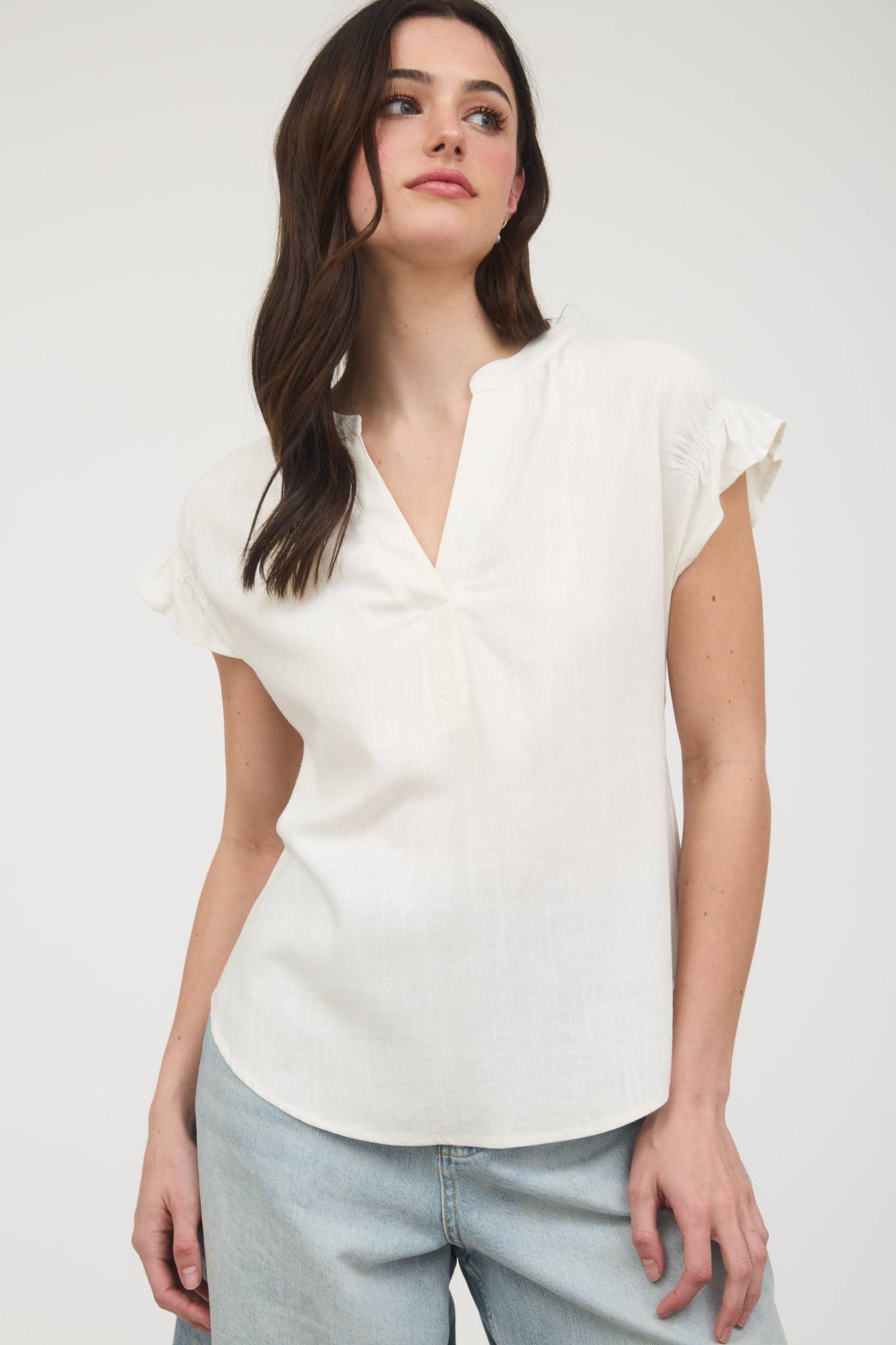 Blu Pepper - SPLIT NECK RUCHED SLEEVE & BACK LINEN BLOUSE