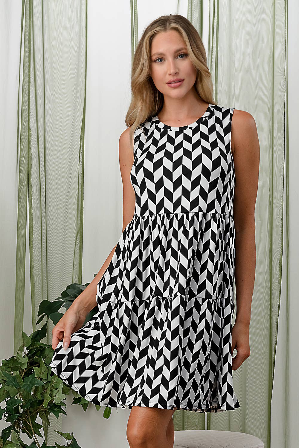 miroh - Sleeveless Tiered Herringbone Dress - Elegant Tiered Design