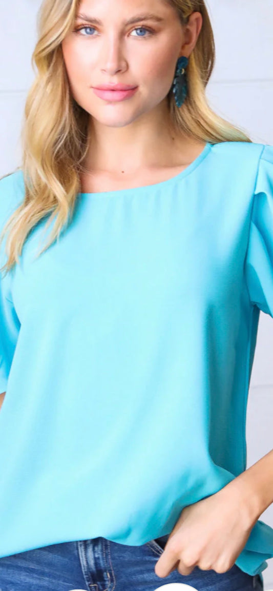 Crepe puff sleeve top