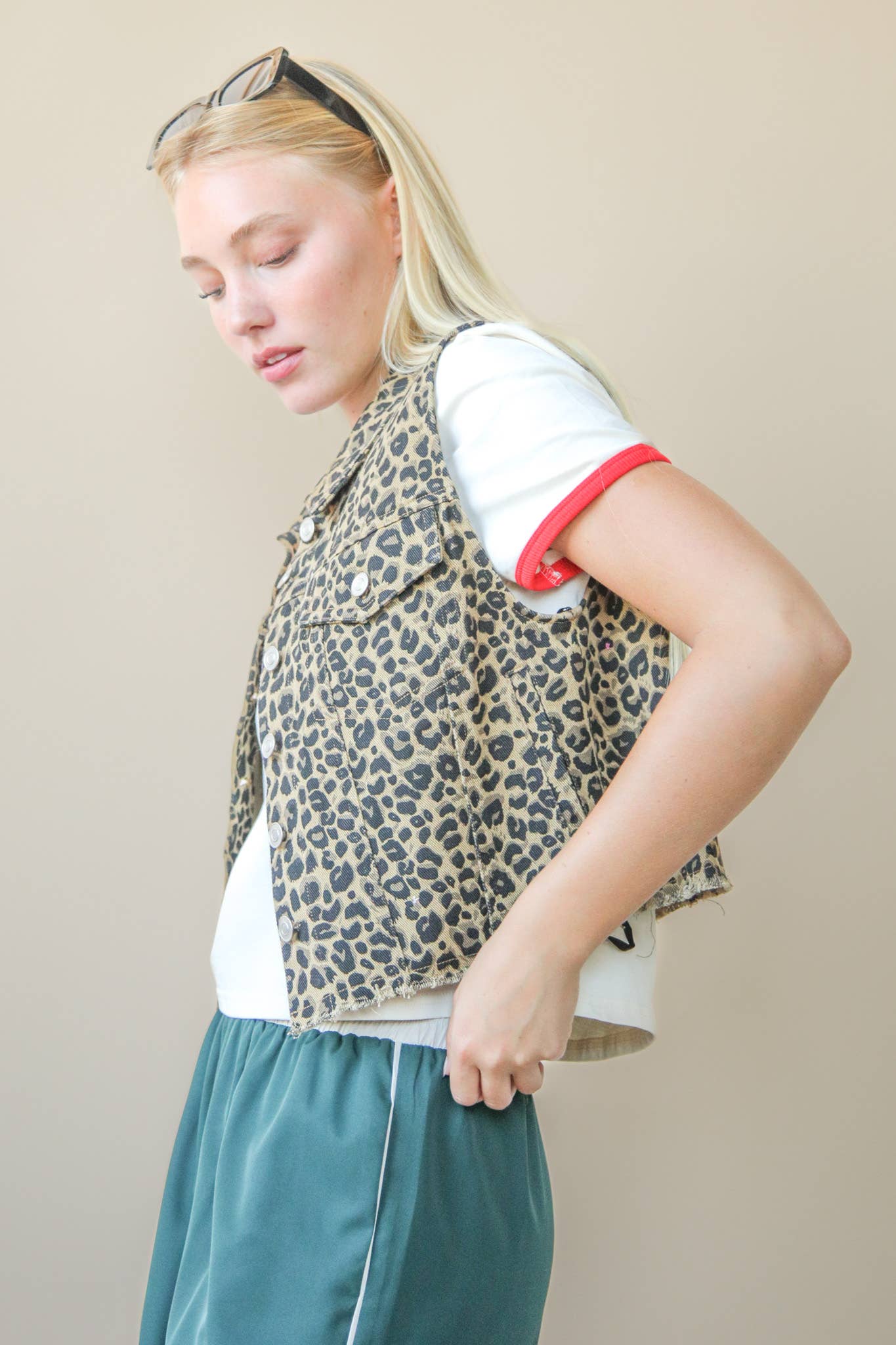Leopard Printed Collared Casual Vest