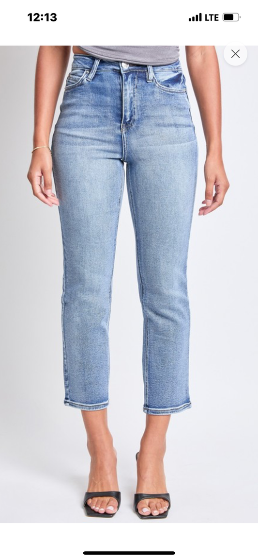 Light wash stretchy jeans