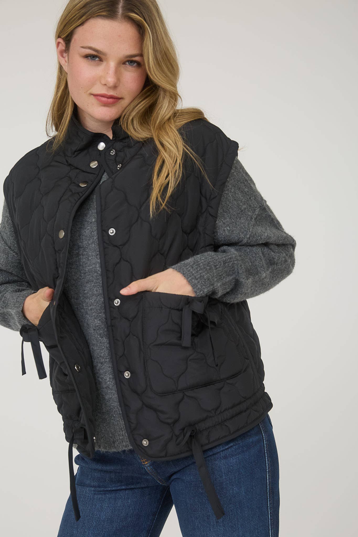 TIE DETAIL SNAP BUTTON DOWN QUILTED PUFFER VEST